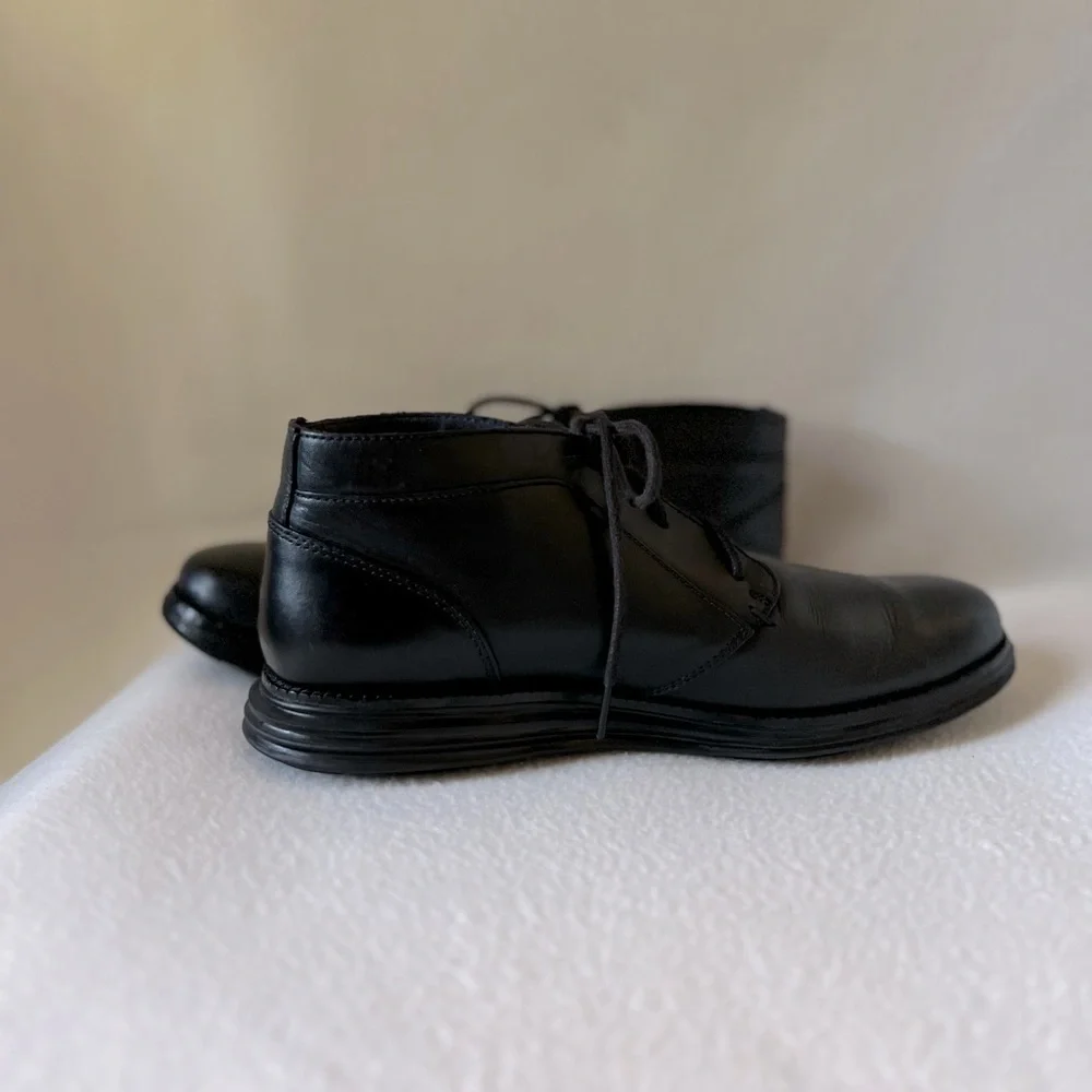 Cole Haan Original Grand Chukka Size 8 1/2 Lace Up Boots
